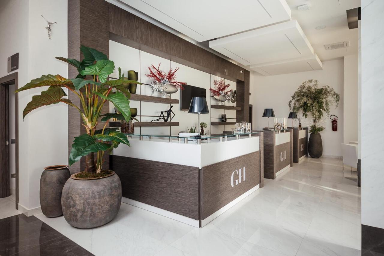 Grieco Business & Spa Hotel เชรินโญลา ภายนอก รูปภาพ