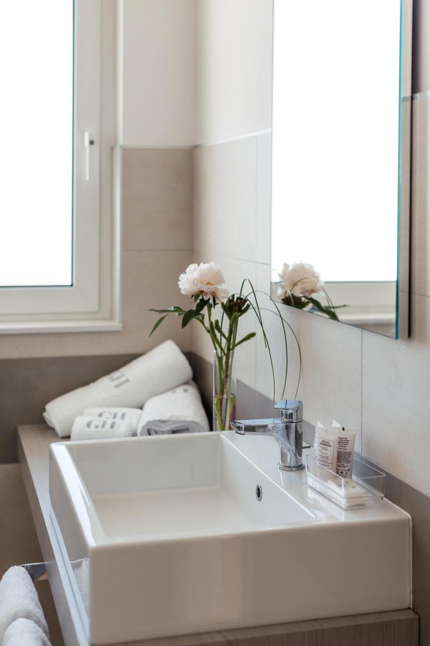 Grieco Business & Spa Hotel เชรินโญลา ภายนอก รูปภาพ